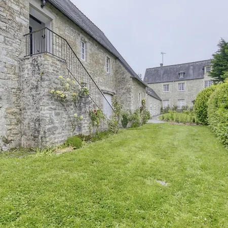 Cozy Normandy Escape Vakantiehuis